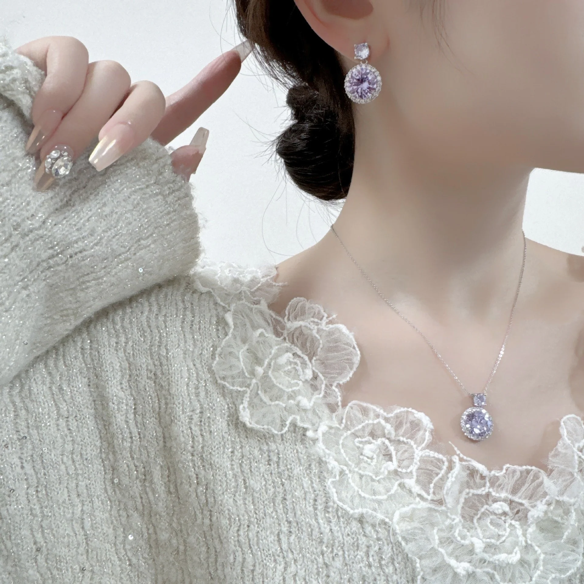 2025 Light luxury high-end zircon circle necklace earrings set personalized design sense fashion simple collarbone chain jewelry wholesale - Deanwangkt