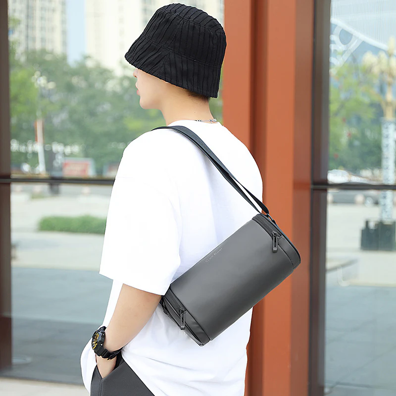 deanwangkt  Cross-Border New Arrival Waterproof Shoulder Bag Foreign Trade Large Capacity Men's Messenger Bag Fashion Sports Gym Bag Bucket Bag - Deanwangkt