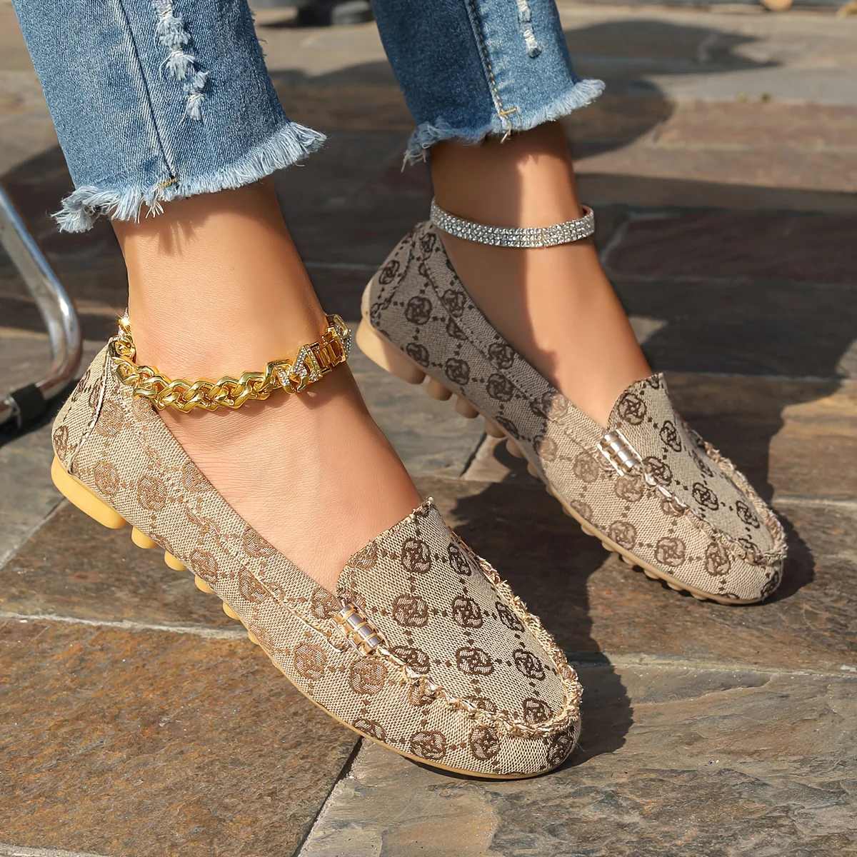 Delightful Floral Pattern Womens Flats - Soft, Lightweight, Breathable, Slip-On Shoes with Round Toe and Fabric Insole for Daily Walking - Perfect for All Seasons - Deanwangkt