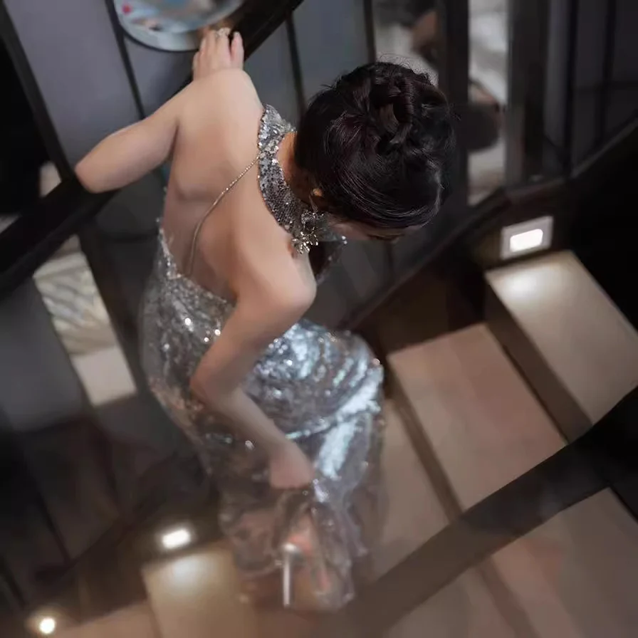 2025 Banquet evening dress  new silver sequined neck fishtail evening dress temperament bridal toast dress engagement dress - Deanwangkt