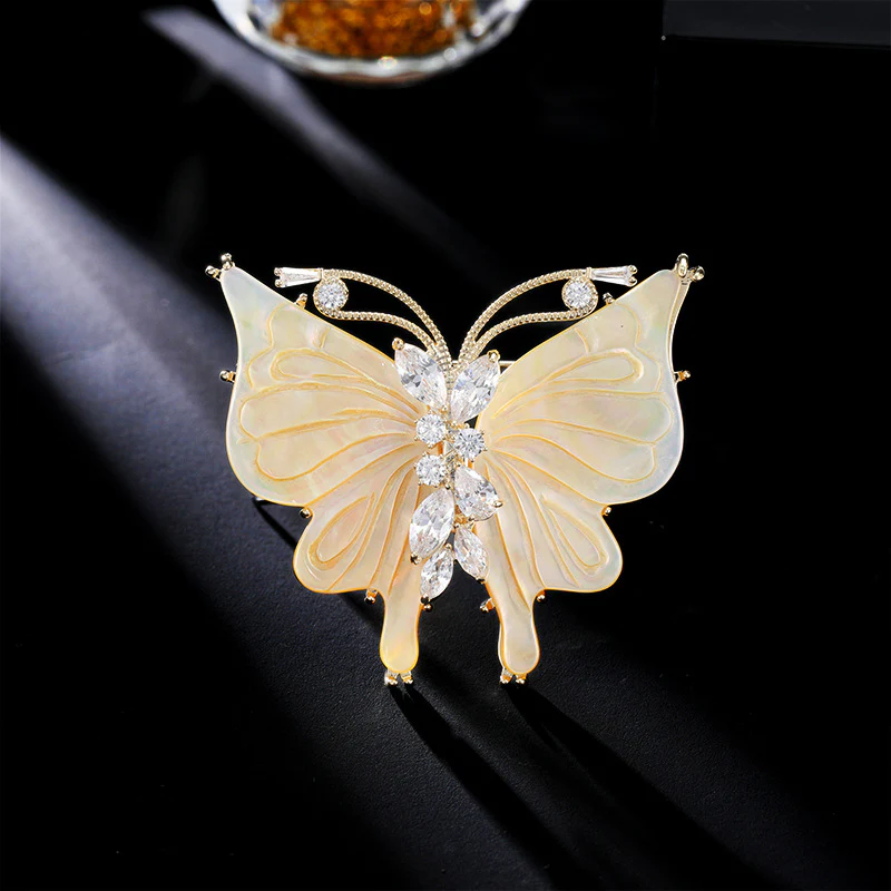 2025 Heavy Industry Light Luxury Butterfly New Premium Natural Fritillary Butterfly Autumn and Winter Coat Brooch Accessories Versatile Coat Accessories - Deanwangkt