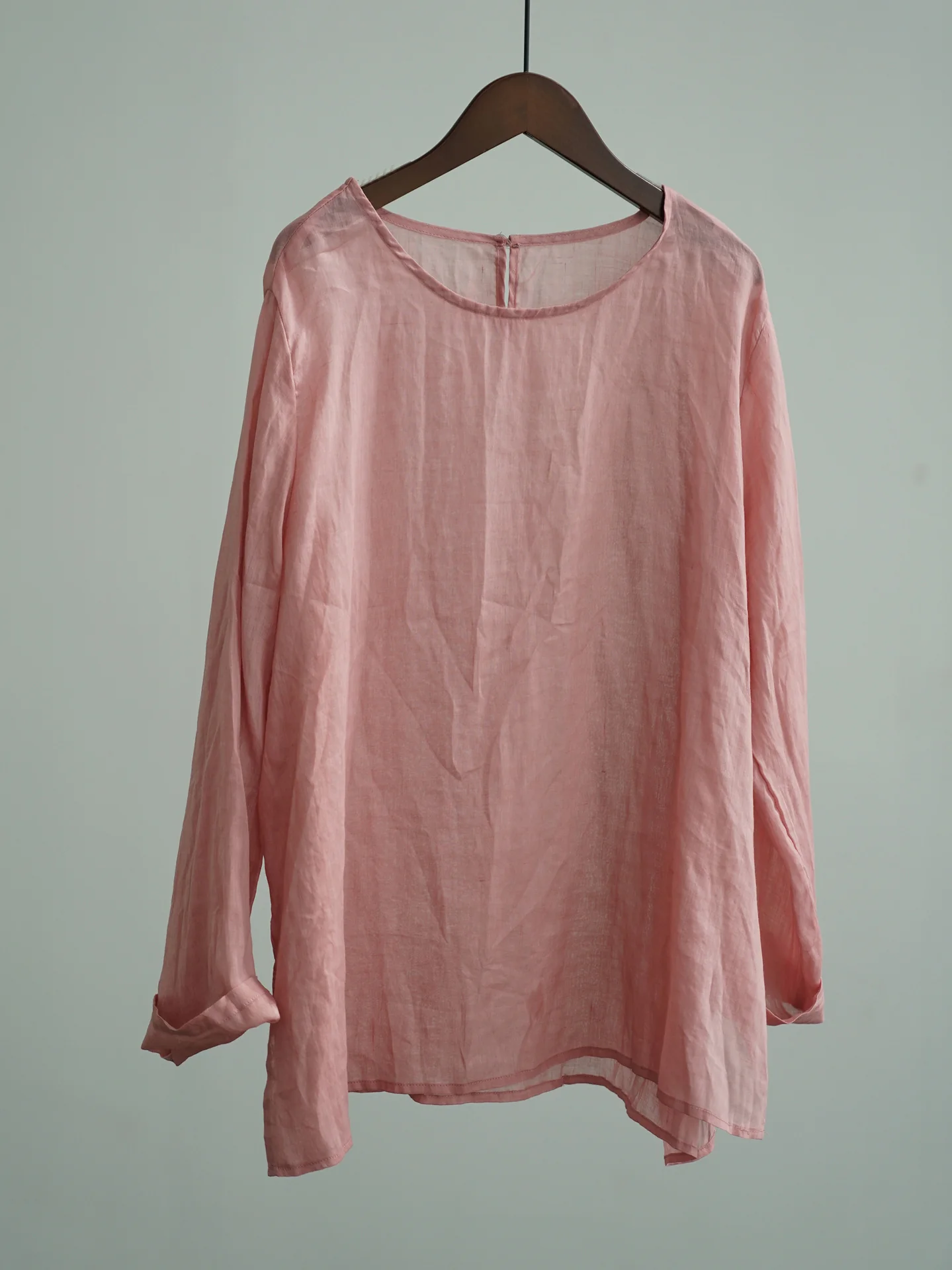 Original simple round neck pullover clear ramie medium and long shirt, literary style loose bottoming top W25069 - Deanwangkt