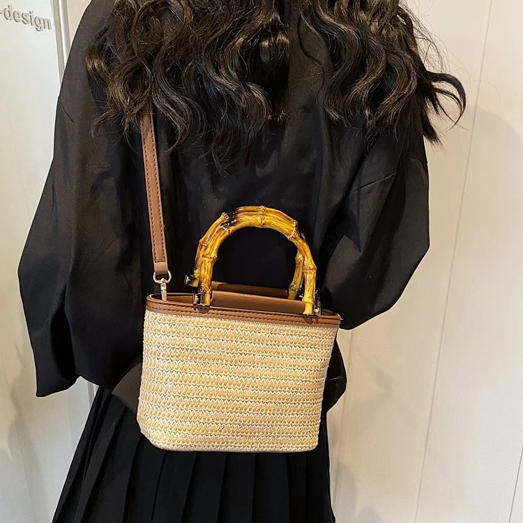 DEANWANGKT 2025 Straw bag woven portable bucket bag women's  new summer versatile messenger bag seaside vacation beach straw bag - Deanwangkt