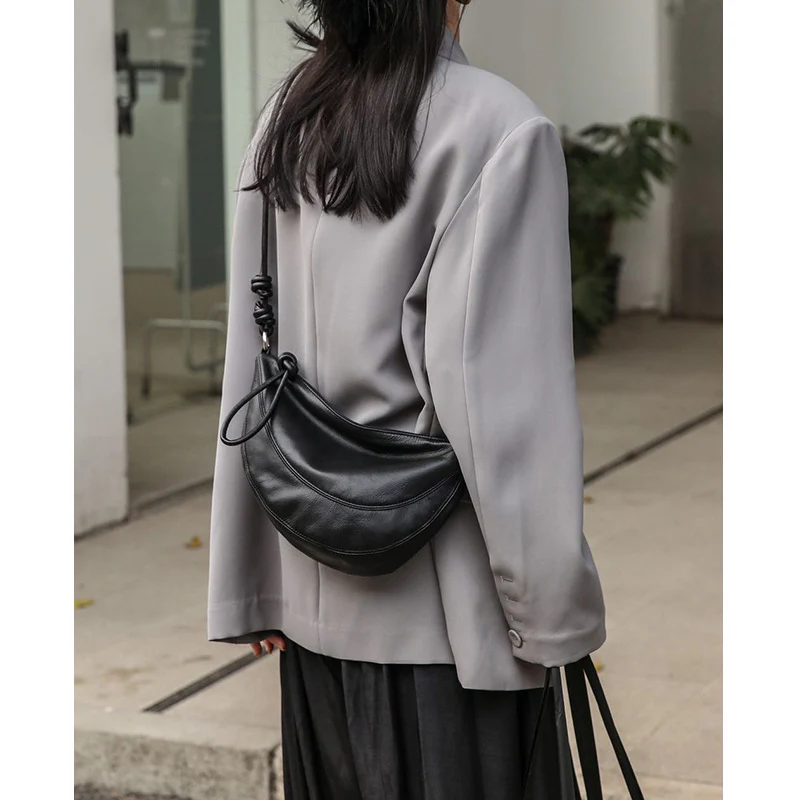 Niche Cowhide Dumpling Bag Women's Messenger Bag New Genuine Leather Bag Women's Selenodont Bag High-Grade Saddle Bag Shoulder Bag - Deanwangkt