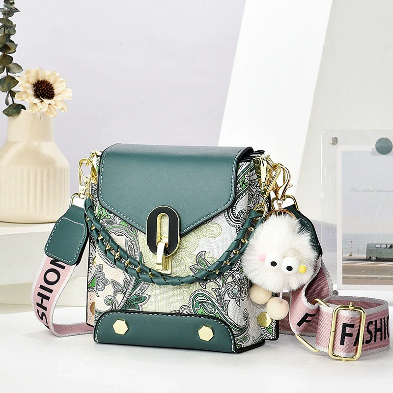 Bag Women's  New Fashion Versatile Diagonal Span Small Square Bag Premium Sense Commuter One Shoulder Crossbody Bag - Deanwangkt