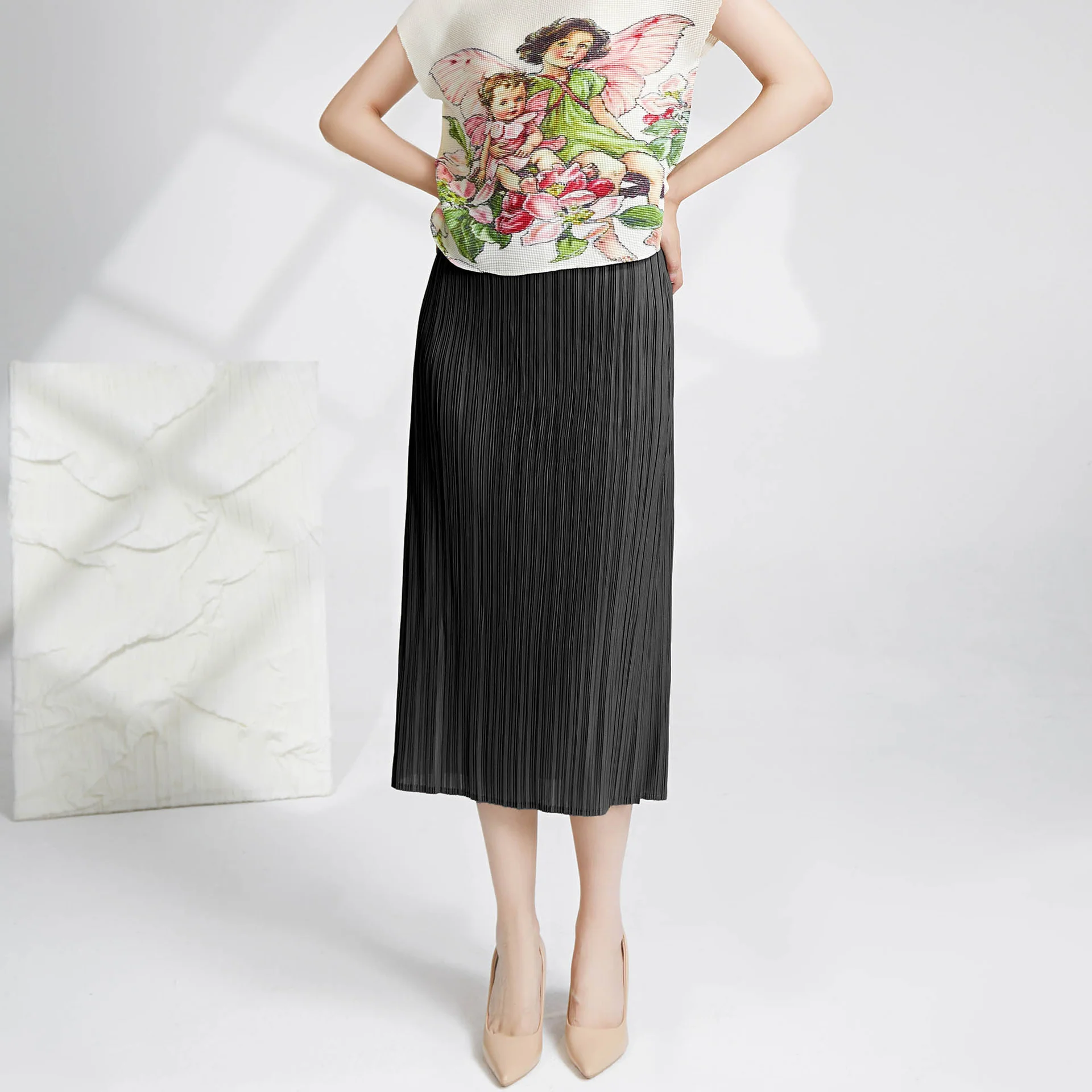 2025 Miyake simple hip-wrapped skirt women's summer new high-waisted Japanese medium and long commuter versatile pleated straight skirt - Deanwangkt