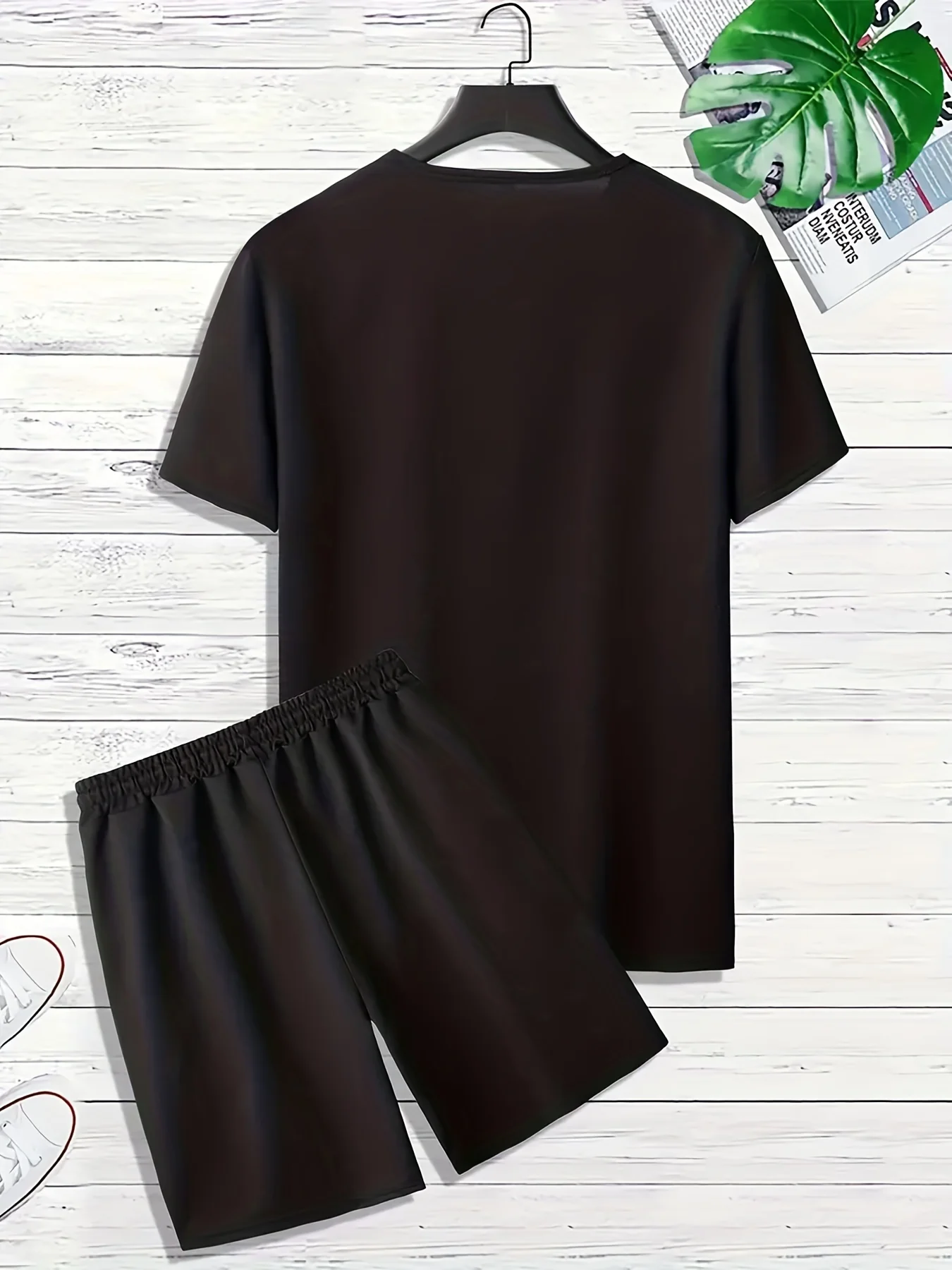 2pcs Mens LUCKY CHARM Loungewear Set - Fashion Bunny Doll Print T-Shirt & Drawstring Shorts with Pockets - Comfortable Casual Pajama Outfit for All-Day Wear - Deanwangkt