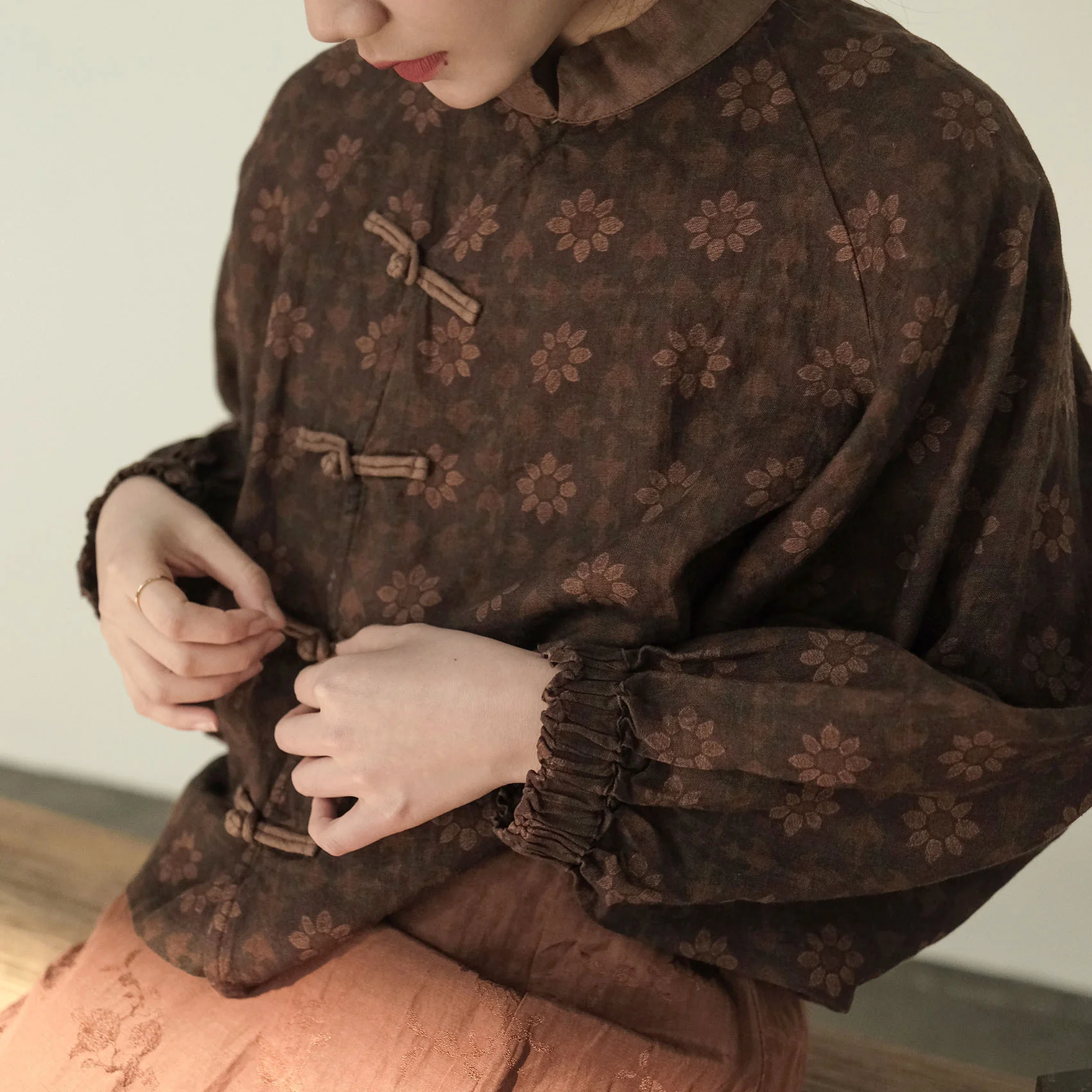 Guochao antique printed bat-sleeved diagonal shirt, retro loose personalized linen top S23039 - Deanwangkt