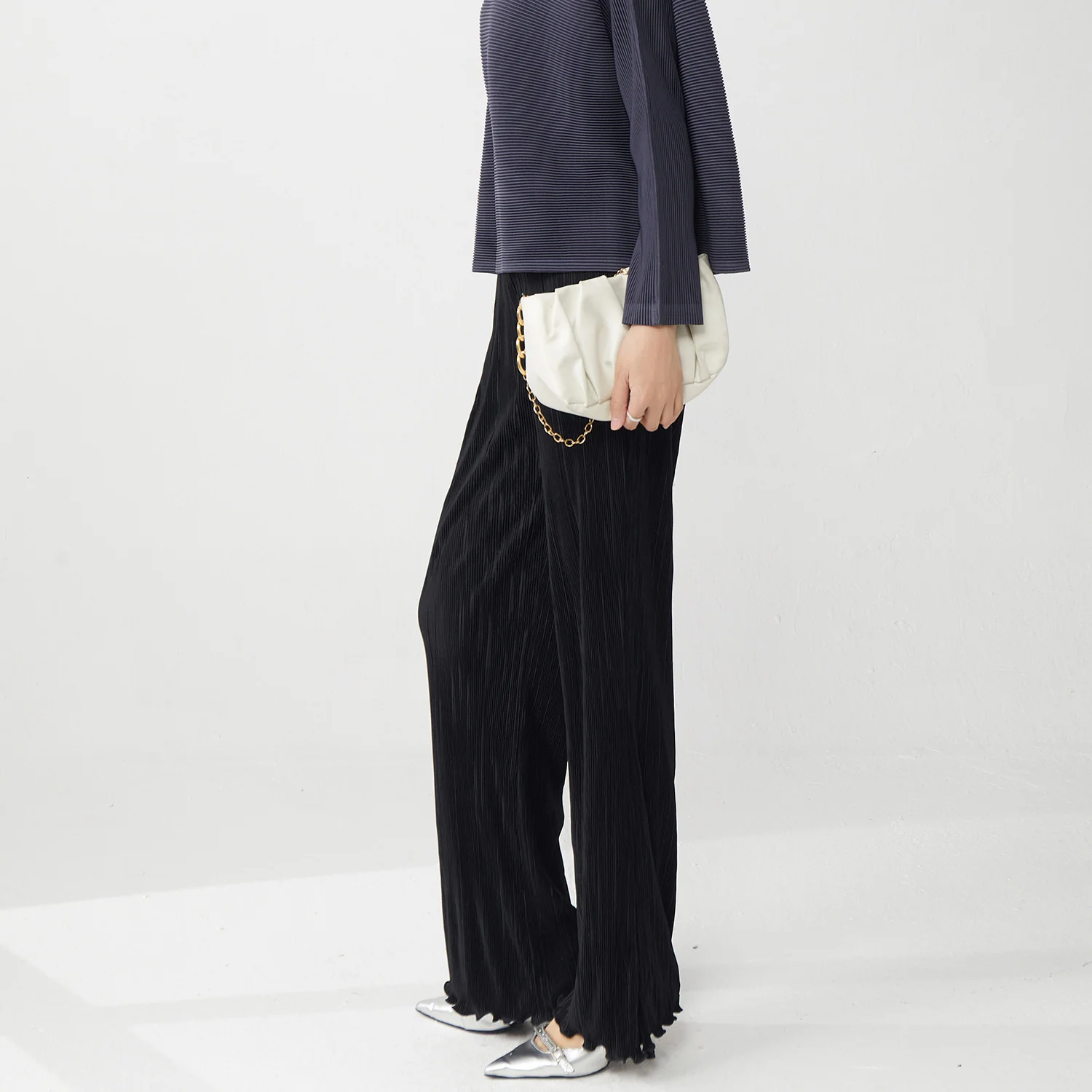 2025 Black casual pants long pants women's spring 2025 new pendant feeling showing legs long flared pants commuter pleated straight-leg pants - Deanwangkt