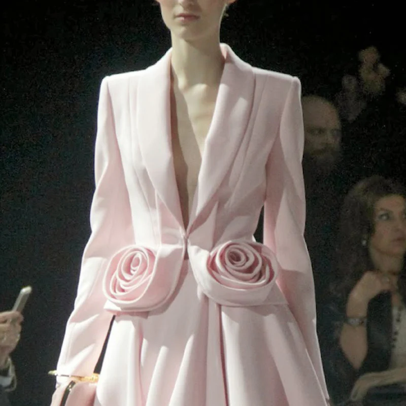 2025 spring new fashion V-neck three-dimensional rose splicing design suit + high waist pleated skirt suit - Deanwangkt