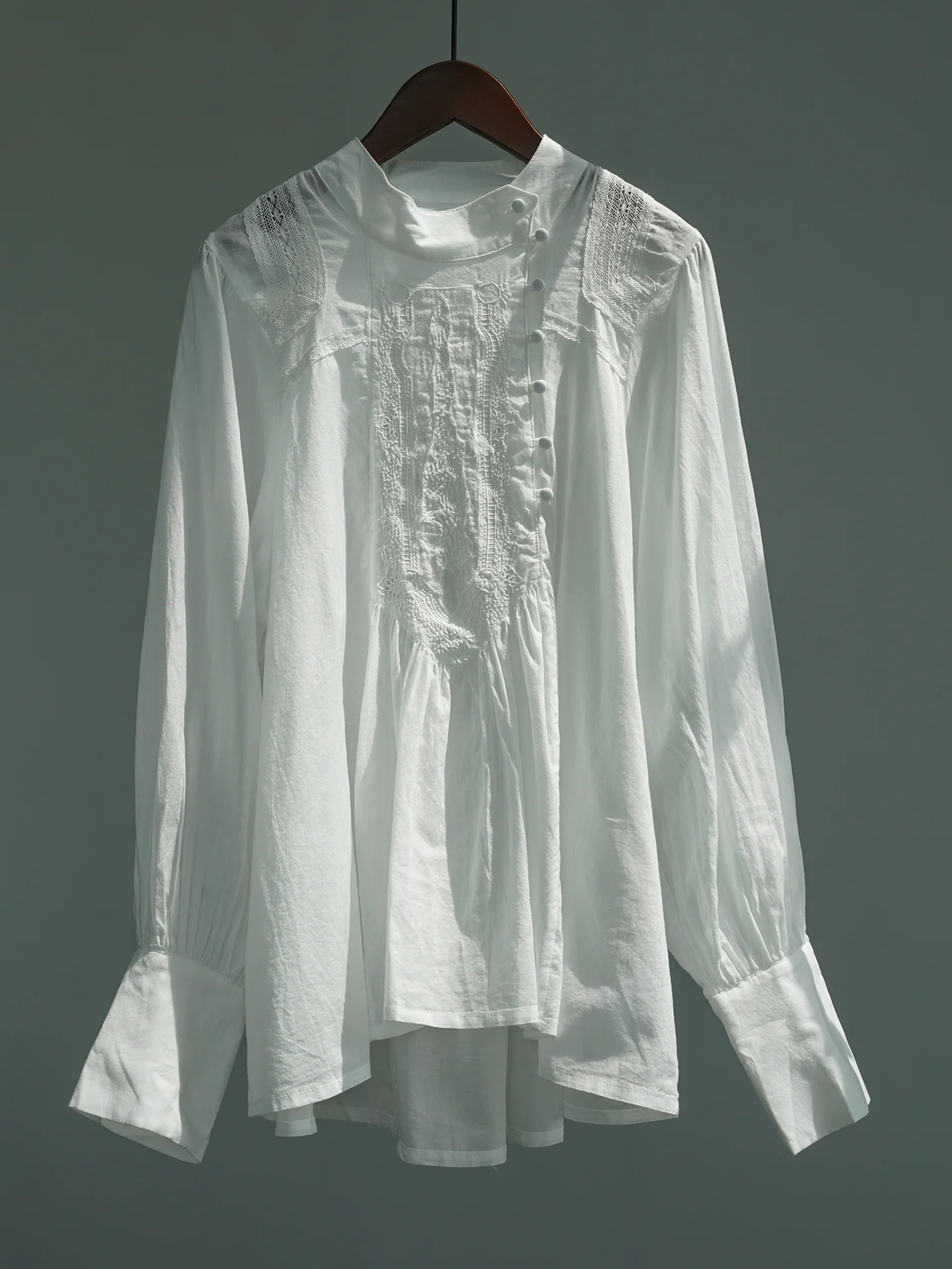 retro literary and artistic small stand-up collar loose pure cotton shirt, heavy industry texture clear court sleeve top W24309 - Deanwangkt