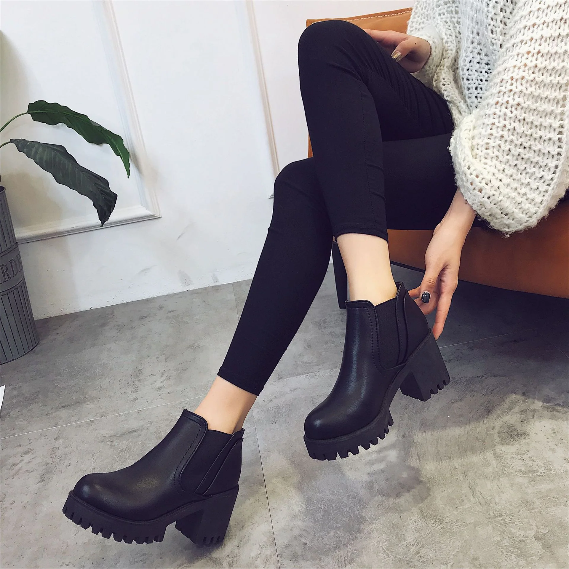 Size 41 Autumn and Winter British Martin Boots Low-Cut Chunky Heel High Heel Women's Ankle Boots round Toe Waterproof Platform Elastic Ankle Boots Wholesale - Deanwangkt