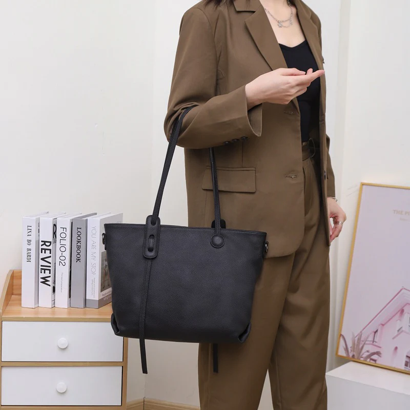 Leather tote bag, shoulder briefcase, portable storage bag, first layer cowhide computer bag, large bag temperament 9902 - Deanwangkt