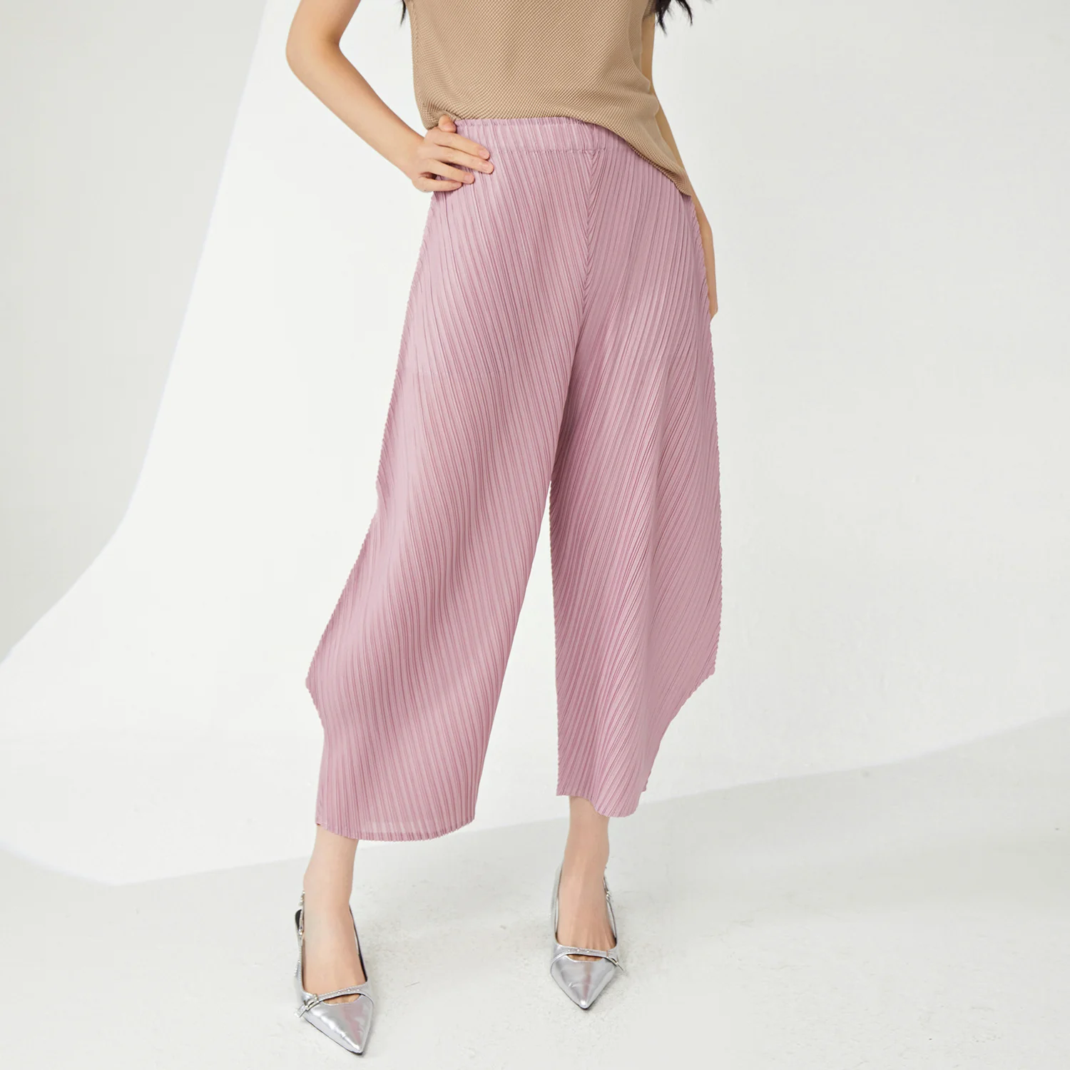 2025 Miyake Casual Pants Children's Personality Counter Loose Large Size Elastic Waist Nine-point Pants Fashion Versatile Harlan Pants - Deanwangkt