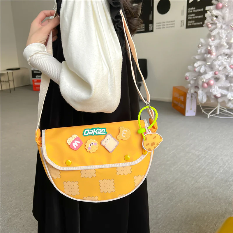 DEANWANGKT 2025 cute canvas bag popular new little fresh girl messenger bag fashion casual printed soft girl shoulder bag - Deanwangkt