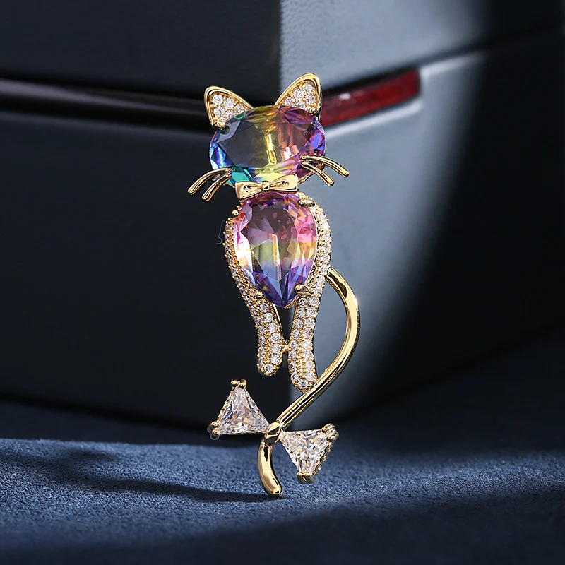 2025 Light luxury niche high sense gradual change dream crystal zircon cat brooch suit corsage jacket anti-light pin - Deanwangkt