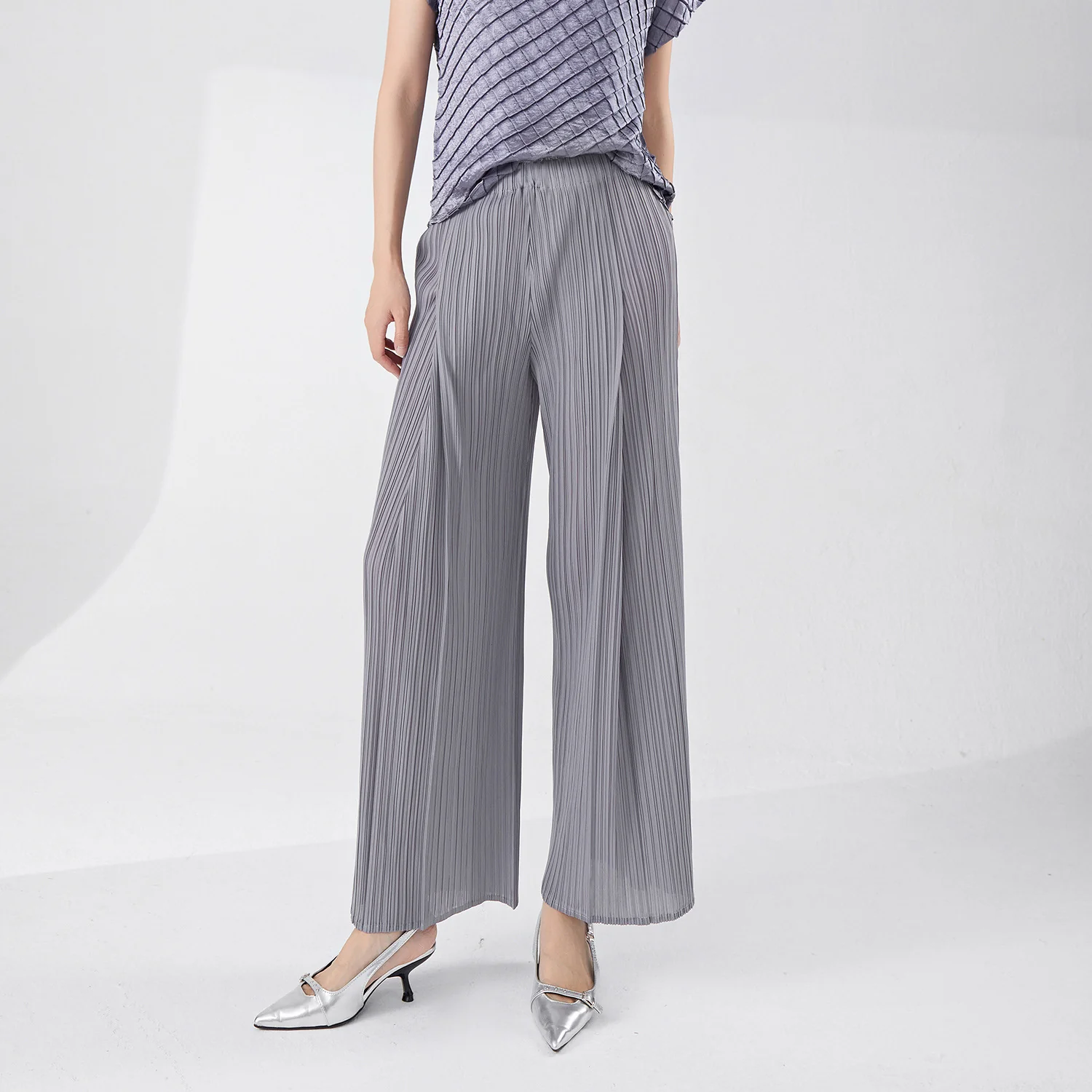 2025 Women's pants summer high-end thin pleated pants children's drape loose long straight wide-leg versatile Miyake casual pants - Deanwangkt
