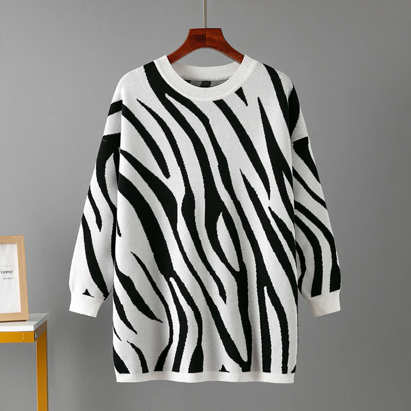 DEANWANGKT  2025 autumn and winter new zebra pattern fashion knitted pullover sweater large size  crew neck knitted sweater - Deanwangkt