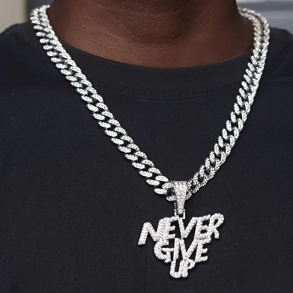 1 Piece of Luxurious Shiny NEVERGIVEUP Pendant Necklace - Rhinestone Encrusted, Plated White K, Hip Hop Choker Style for Men and Women - Alloy Material, Cuban Chain, Perfect Fashion Accessory - Deanwangkt