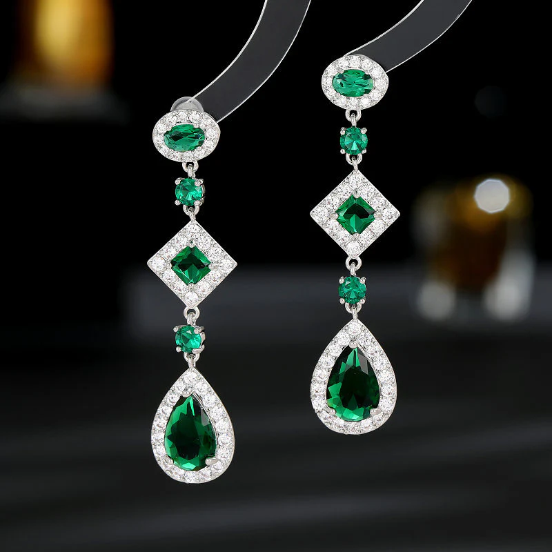 2025 Light luxury high-end fringed temperament earrings trendy dress banquet bridal accessories geometric rhombus long water drop earrings - Deanwangkt