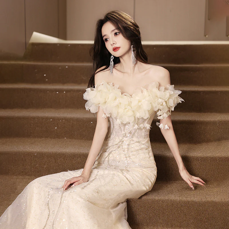 2025 One-word shoulder champagne birthday party evening dress women's light luxury niche 2025 new high-end host dress - Deanwangkt