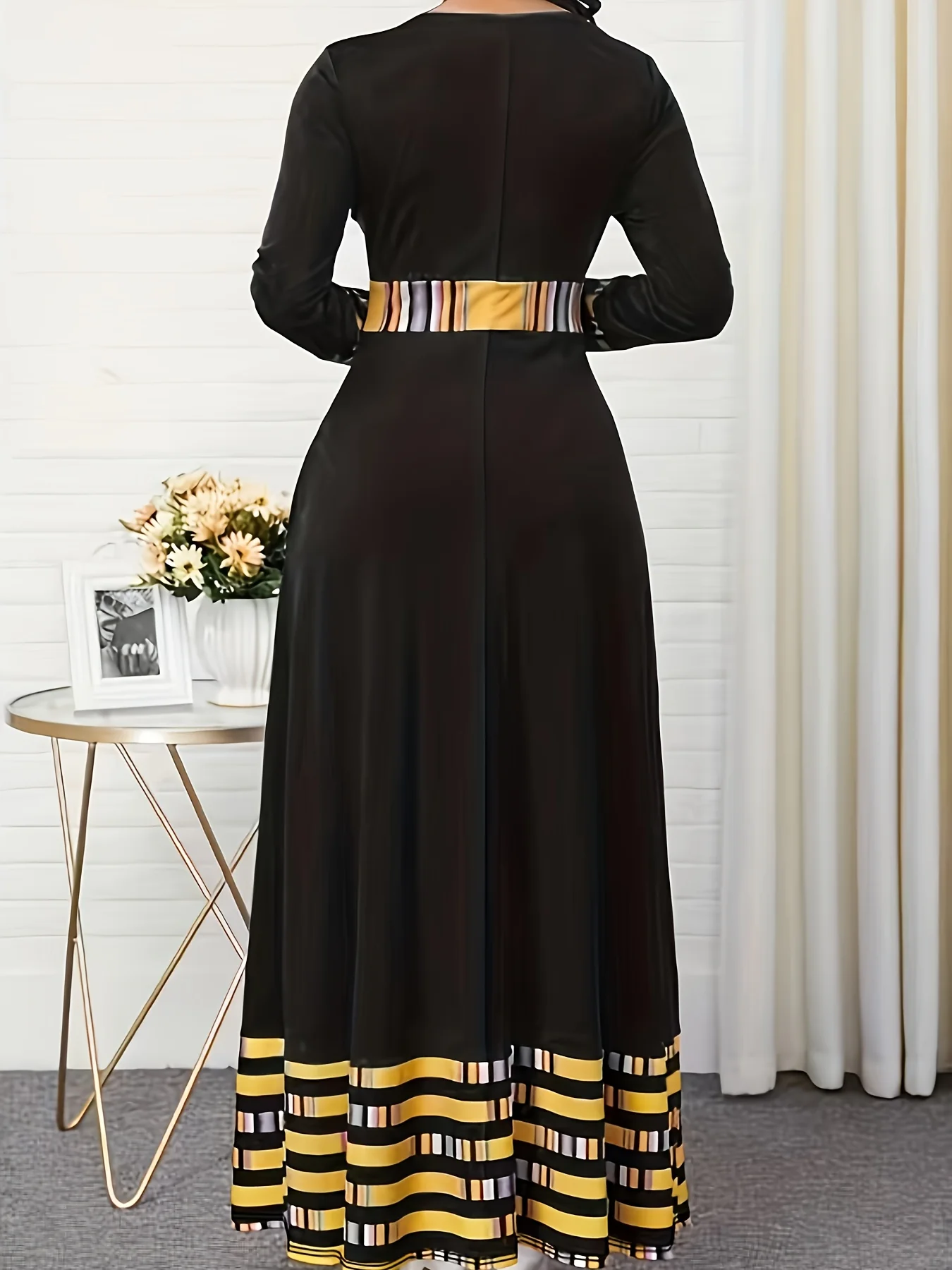 Plus Size Casual Dress, Women's Plus Geometric Print Long Sleeve V Neck Medium Stretch Pron Maxi Dress With Pockets - Deanwangkt