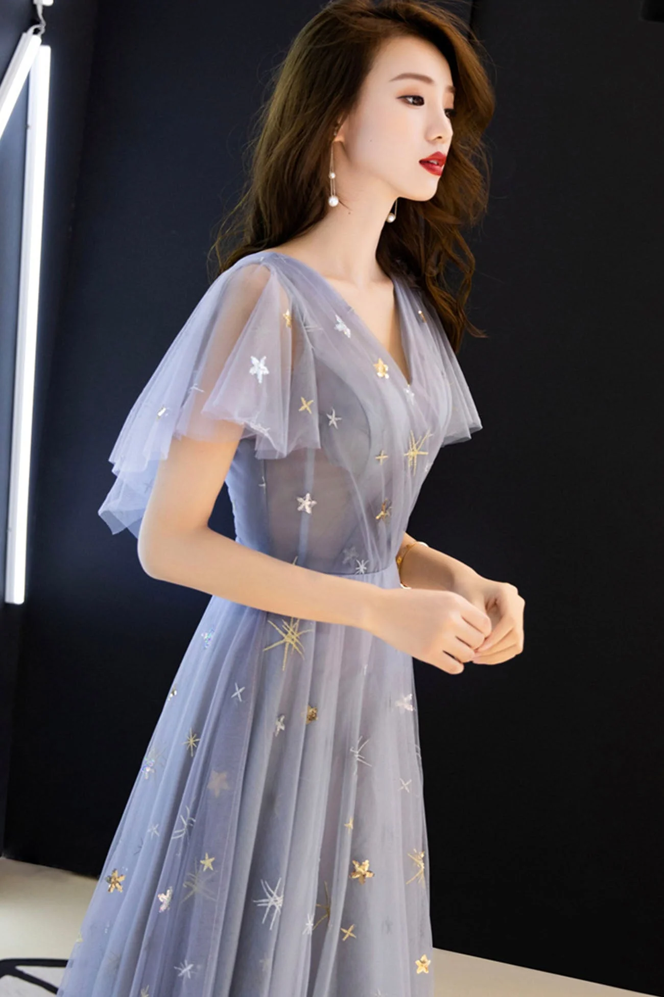 solvbao Blue Tulle Long A-Line Prom Dresses, V-Neck Evening Dresses - Deanwangkt