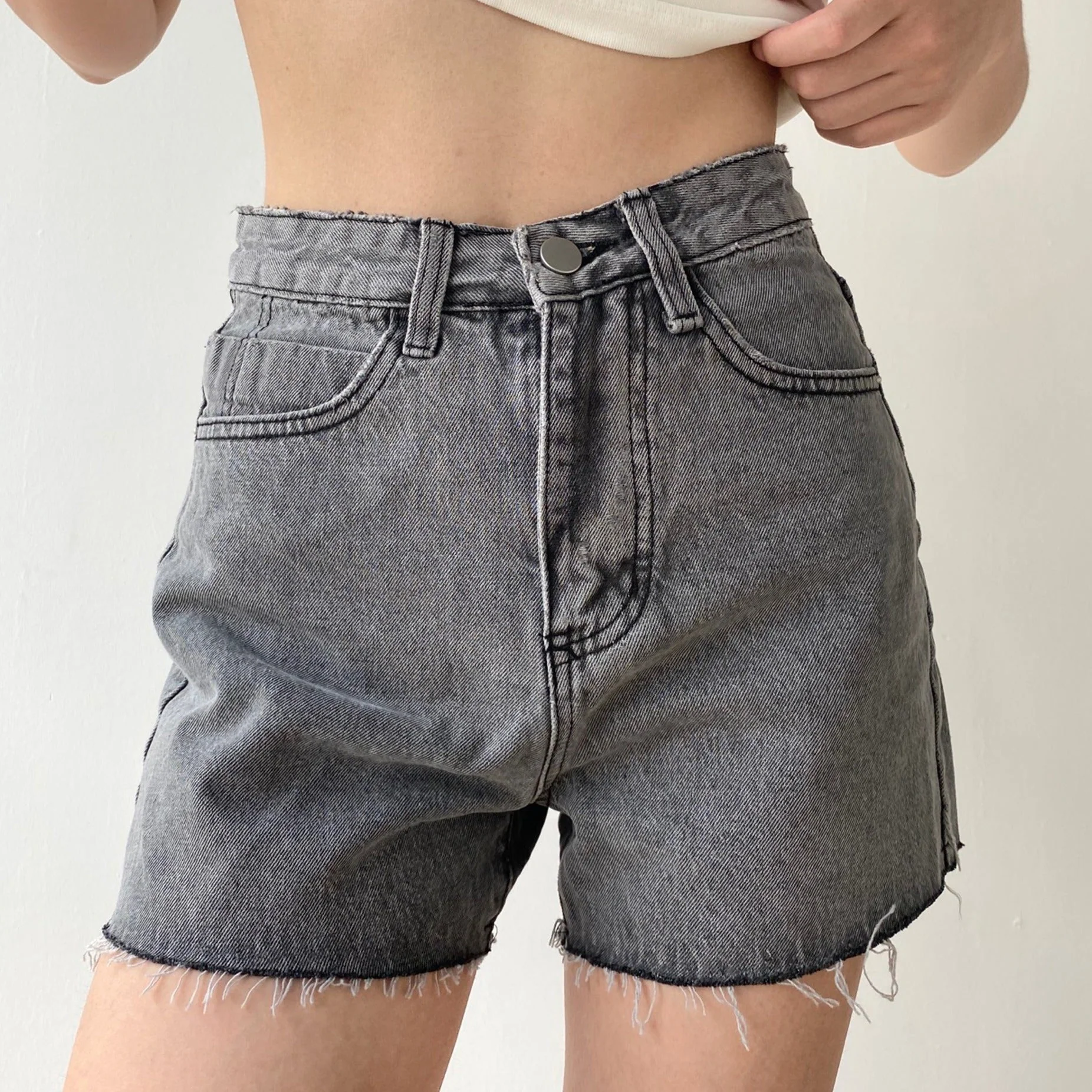 deanwangkt - 90s Cowboy Denim Shorts - Deanwangkt