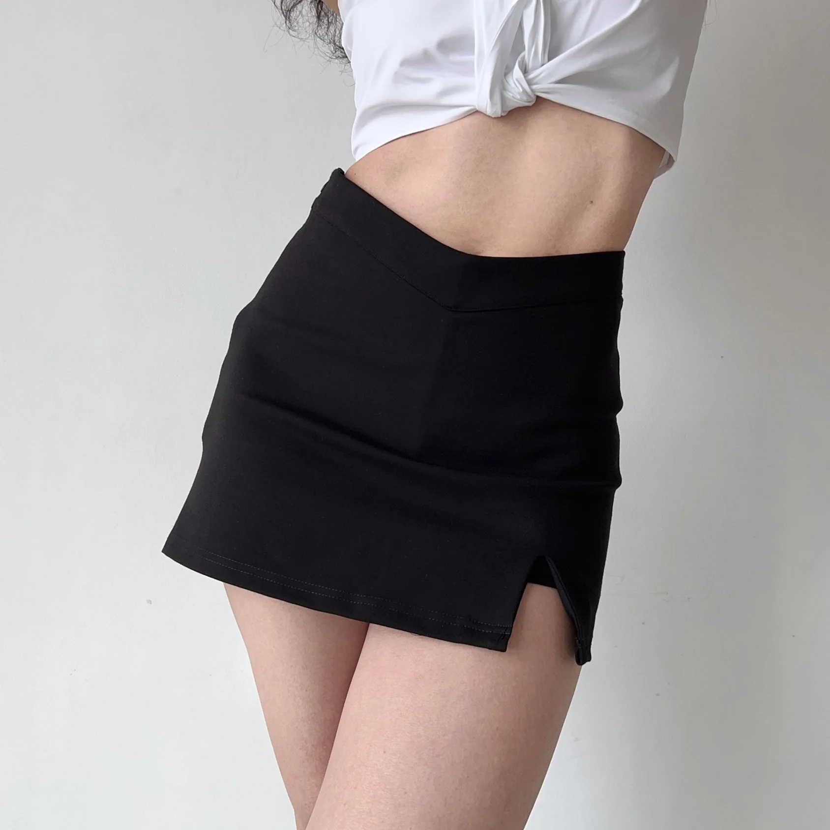deanwangkt - Chic Moment Mini Skirt - Deanwangkt