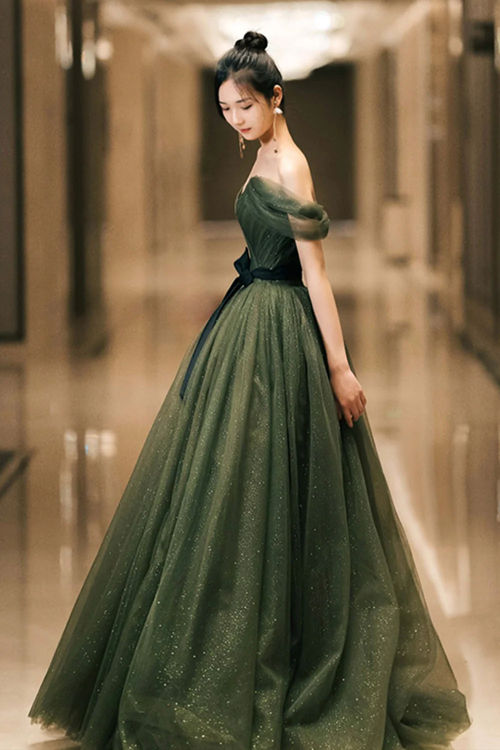 solvbao Beautiful Green Tulle Long Prom Dress, A-Line Off the Shoulder Graduation Dress - Deanwangkt