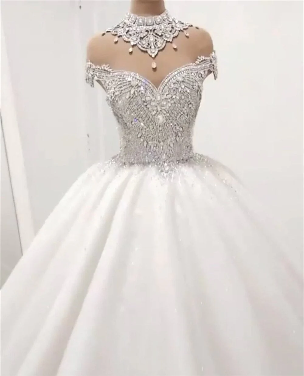 Custom Made Luxury Ball Gown Fluffy Glitter Tulle Crystal Beaded Diamond Formal Wedding Dresses Bridal Gowns   SC12 - Deanwangkt