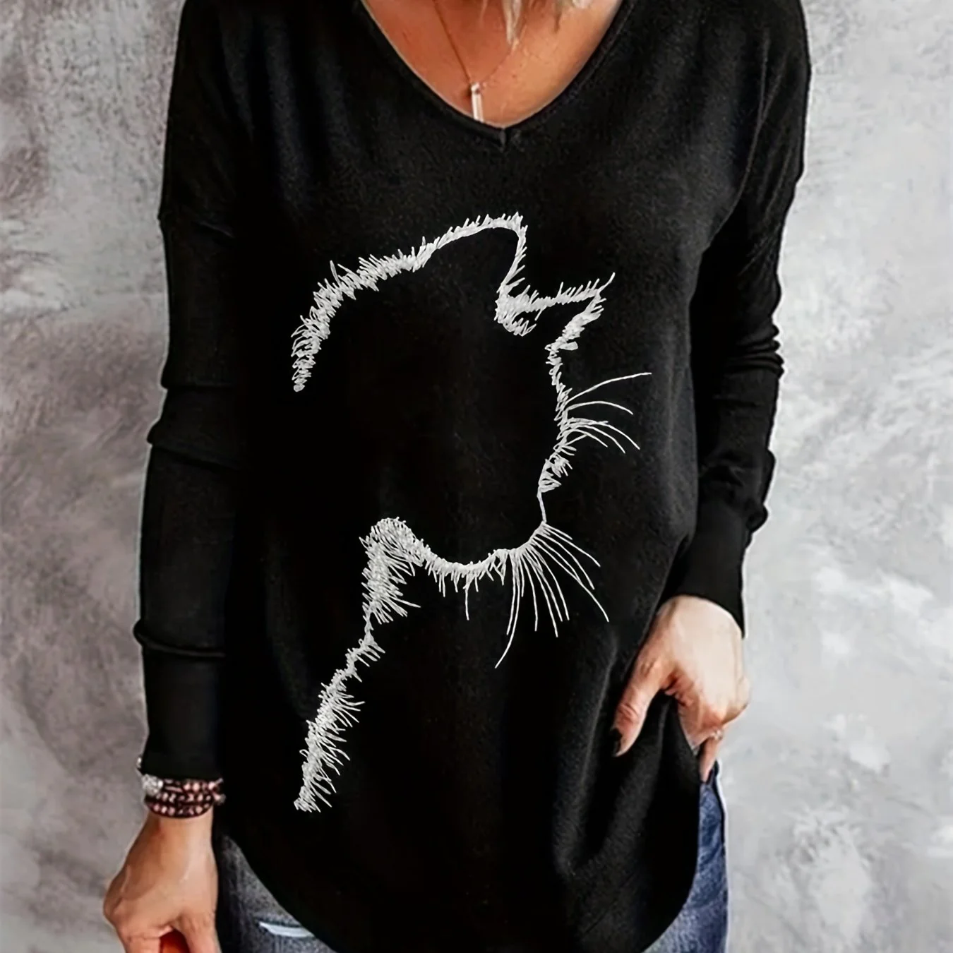 Plus Size Casual T-shirt, Women's Plus Cat Print Long Sleeve V Neck Slight Stretch Top - Deanwangkt