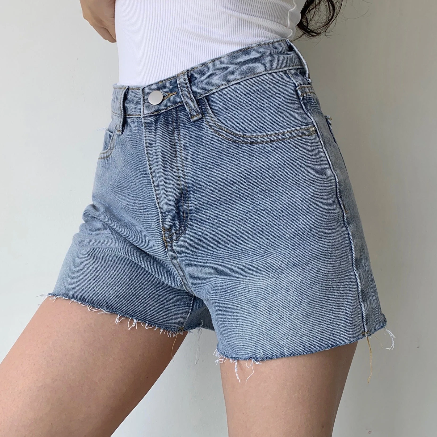 deanwangkt - 90s Cowboy Denim Shorts - Deanwangkt