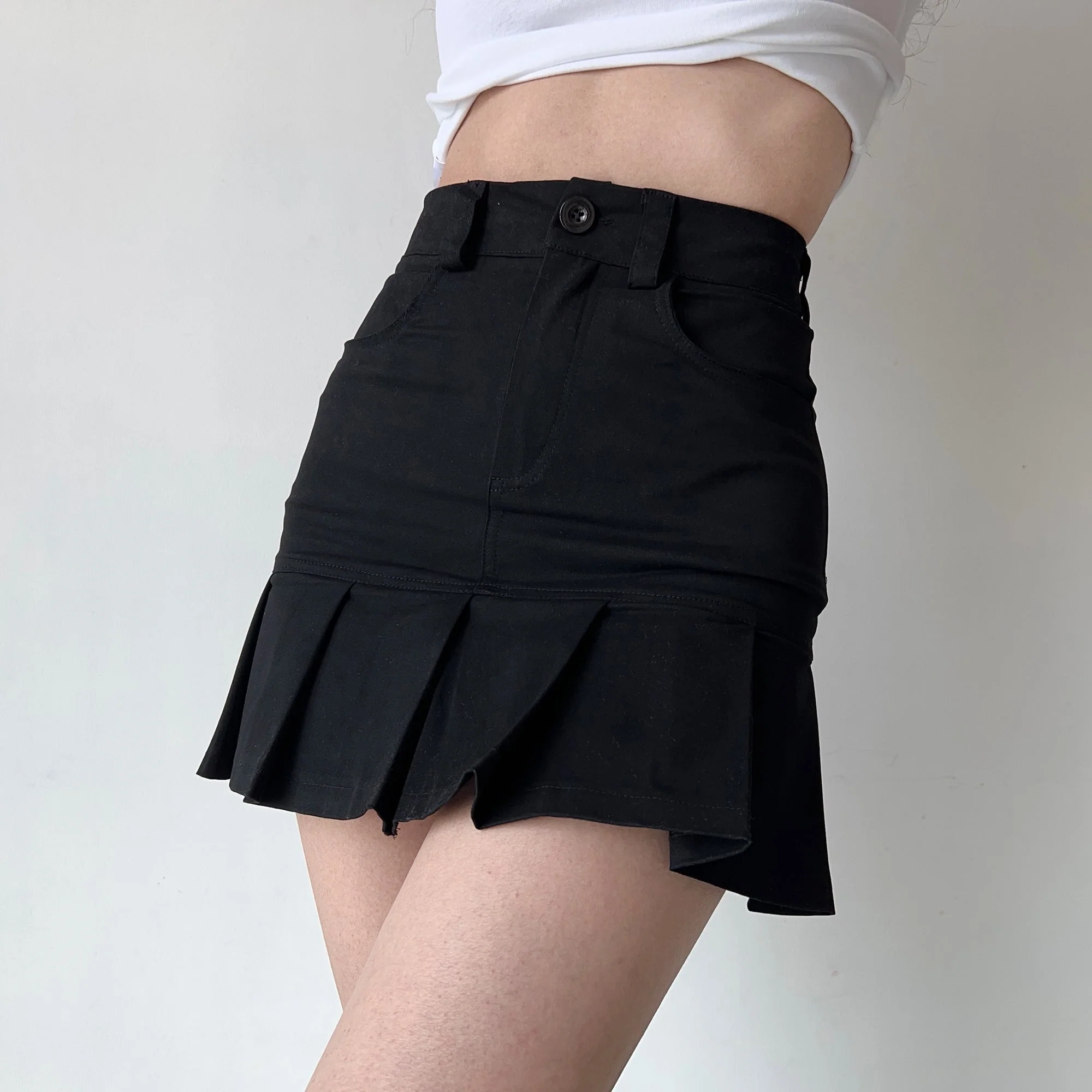 deanwangkt - Tessa Pleated Skirt - Deanwangkt