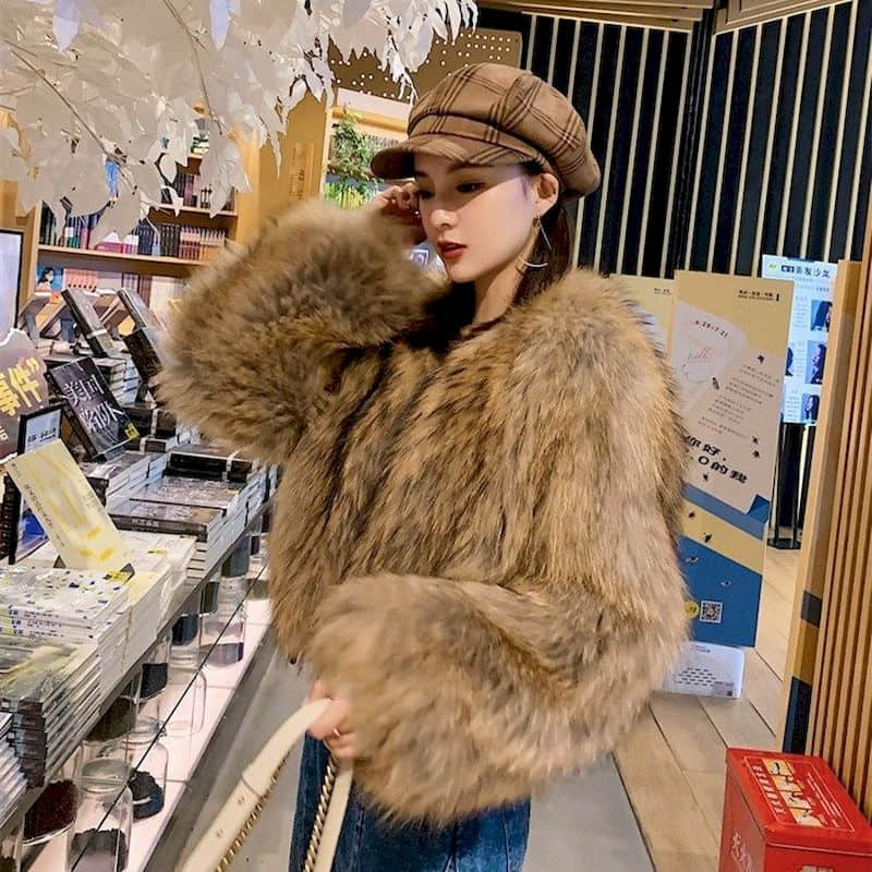 deanwangkt Women's fur coat elegant sexy high street clothing new short fox raccoon fur trumpet sleeve fashion western Retro thick jacket - Deanwangkt