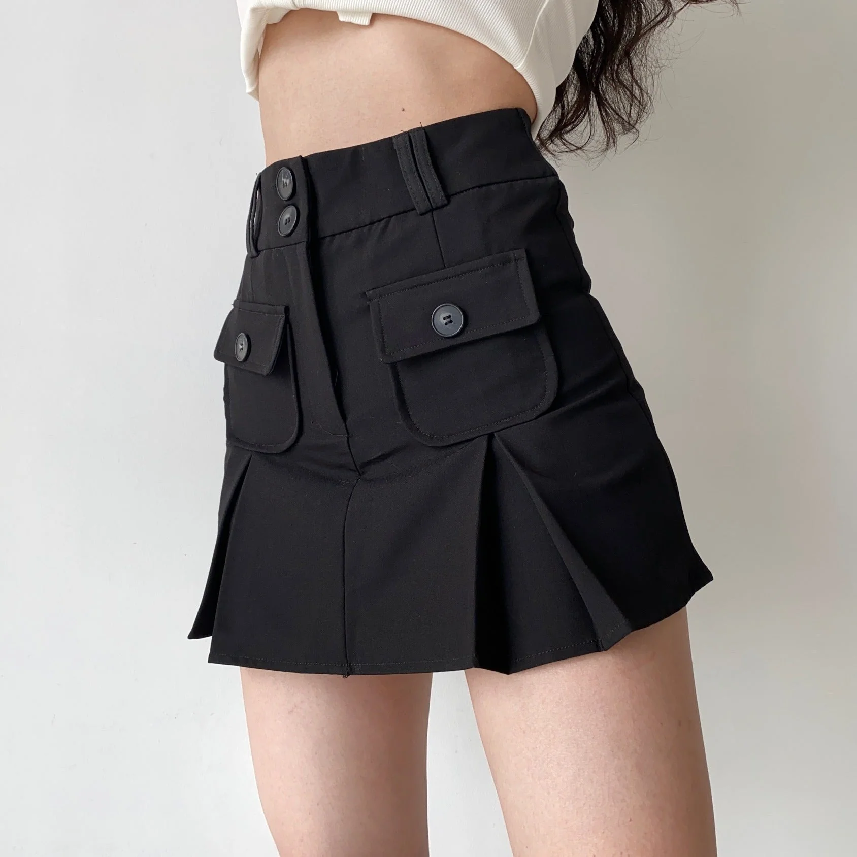 deanwangkt - Raquelle Pleated Pocket Skirt - Deanwangkt
