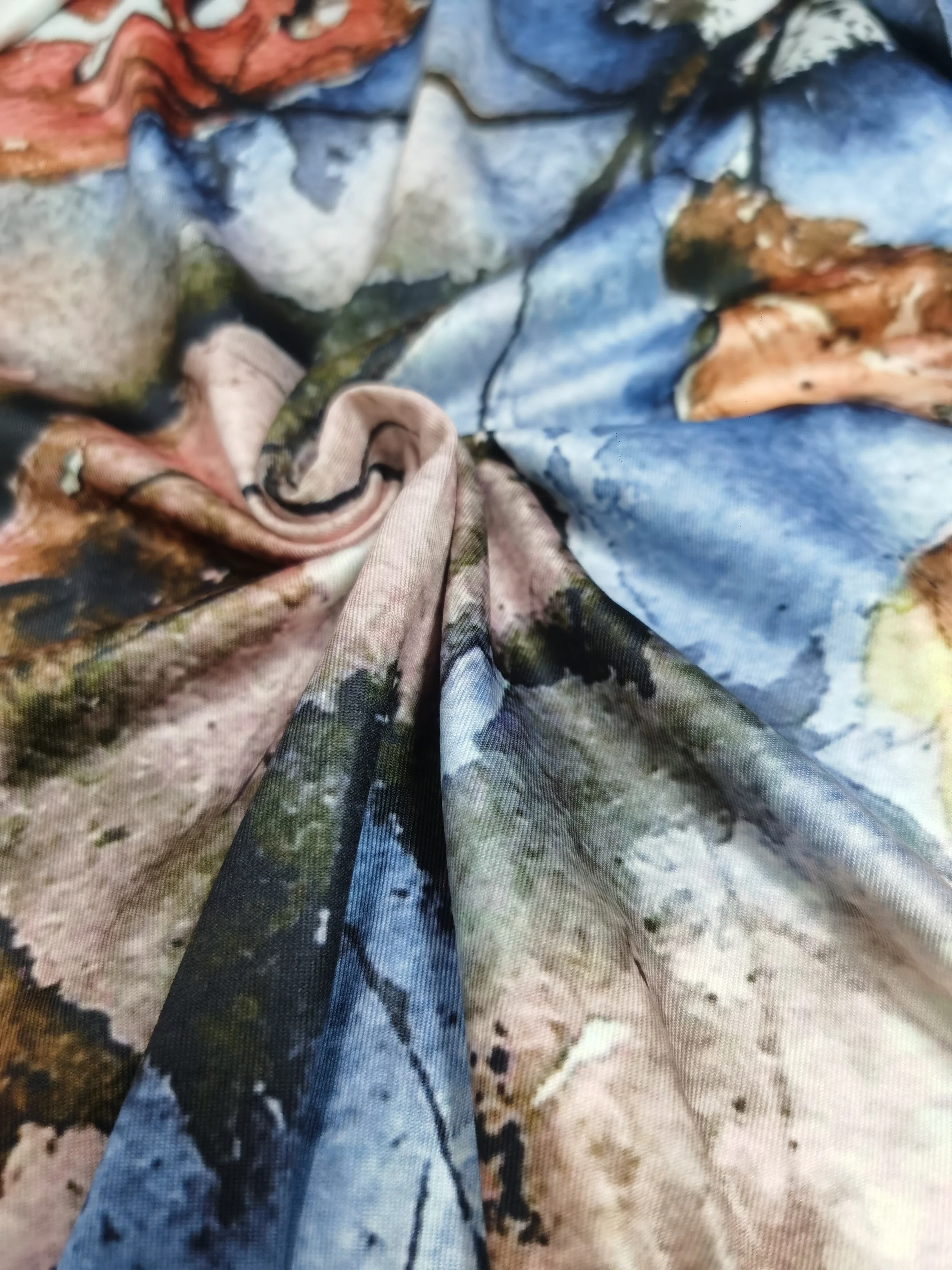 Plus Size Casual Top, Women's Plus Maple Leaf Print Long Sleeve High Neck Medium Stretch Tunic Top - Deanwangkt