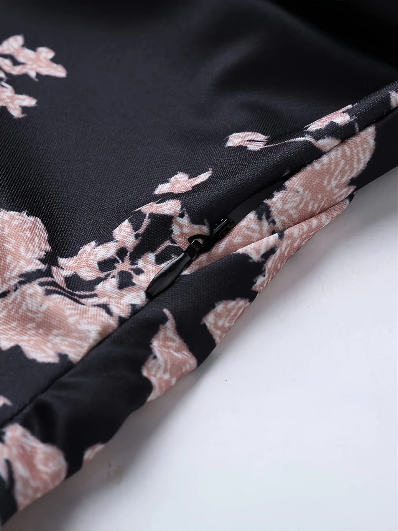 deanwangkt-1  Geometric Print Bodycon Dress, Long Sleeve Deep V-neck Backless Fall & Winter Medium Long Dresses, Women's Clothing - Deanwangkt