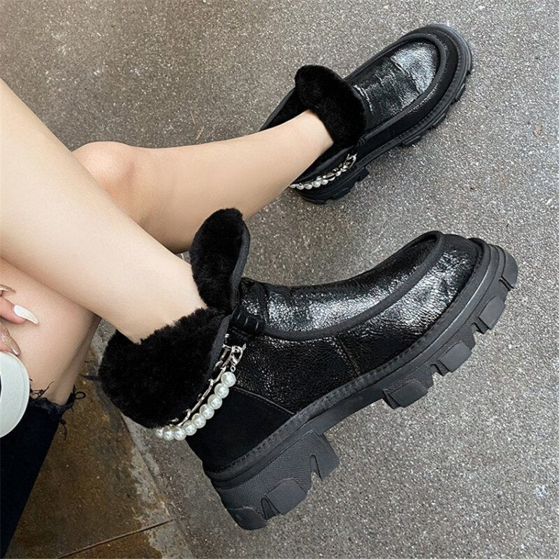 deanwangkt  fashion inspo    New Winter Warm Women's Ankle Boots Pearl Chain Thick Bottom Snow Boots Fashion Women's Boots Wool Fur Boots Youth Boots - Deanwangkt