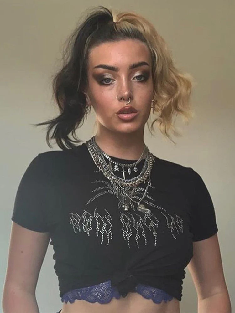 Top Women Short Sleeve T-Shirts Graphic T Shirt Aesthetics O Neck Rhinestone Tees Casual Black Crop Top E-Girl Y2K Clothes - Deanwangkt