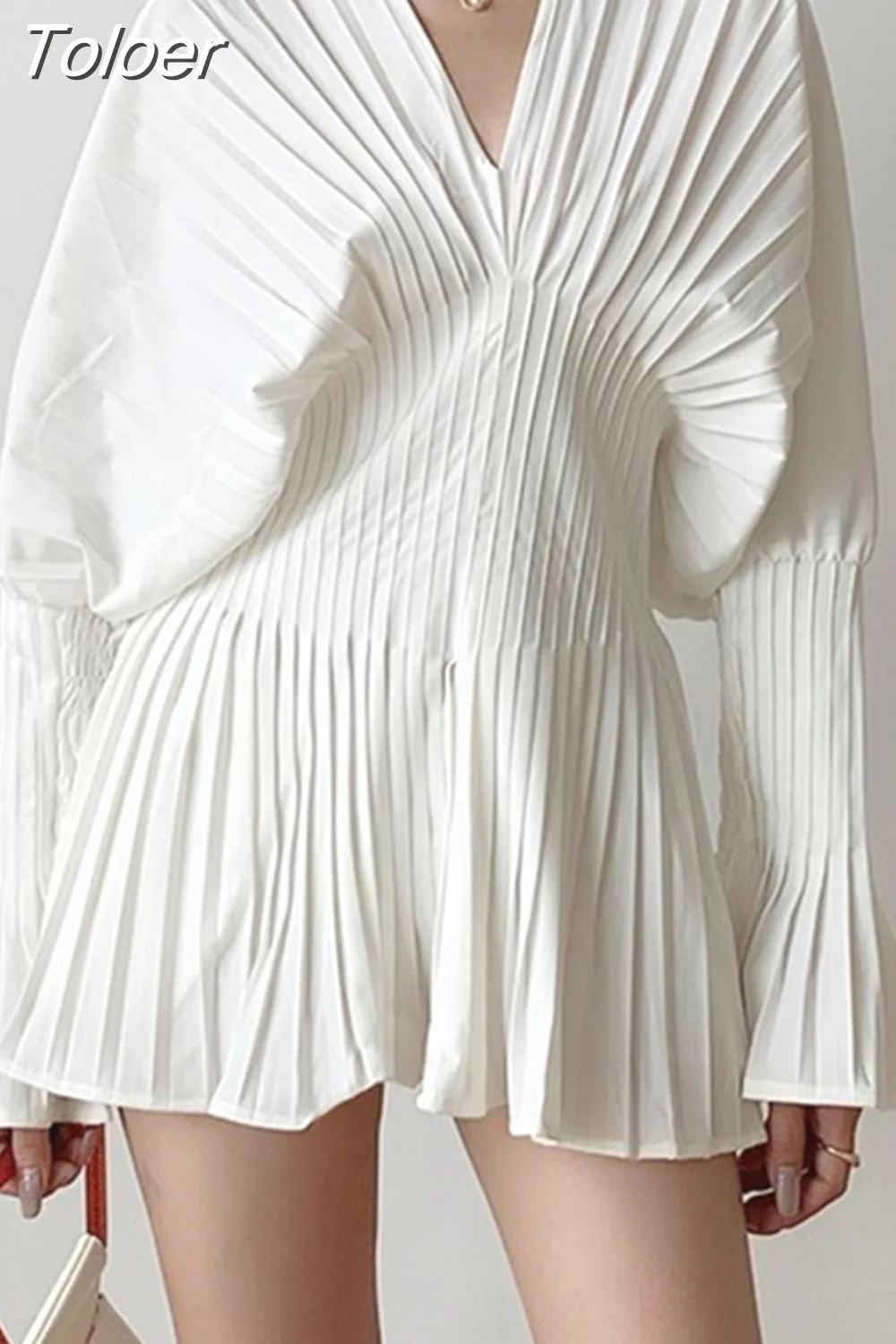 deanwangkt Fashion Women's Blouses Solid Color V-neck Puff Sleeve Folds Girdle Waist Slim Pullover Shirts Summer  New 17A7295 - Deanwangkt