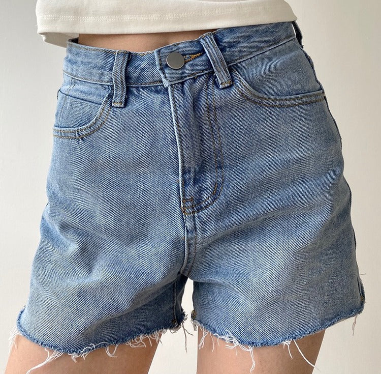 deanwangkt - 90s Cowboy Denim Shorts - Deanwangkt