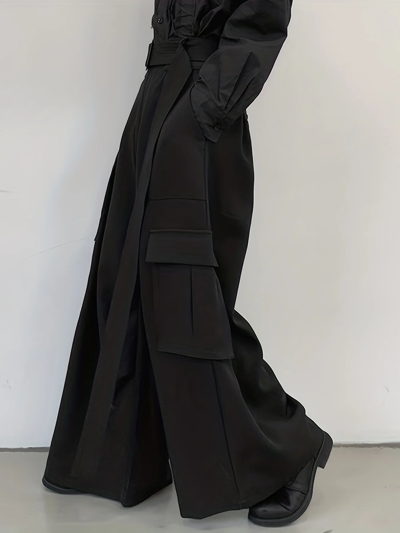 Plus Size Men's Pants Loose Joggers Pockets Streetwear Loose Wide Leg Trousers With Belt - Deanwangkt