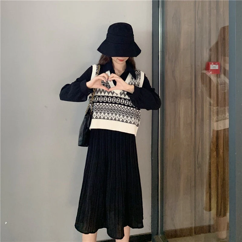 deanwangkt Vintage Argyle Knitted Vest Women V-Neck Sleeveless Oversized Pullovers Female Waistcoat Tops Autumn Casual Loose Sweater Vest - Deanwangkt