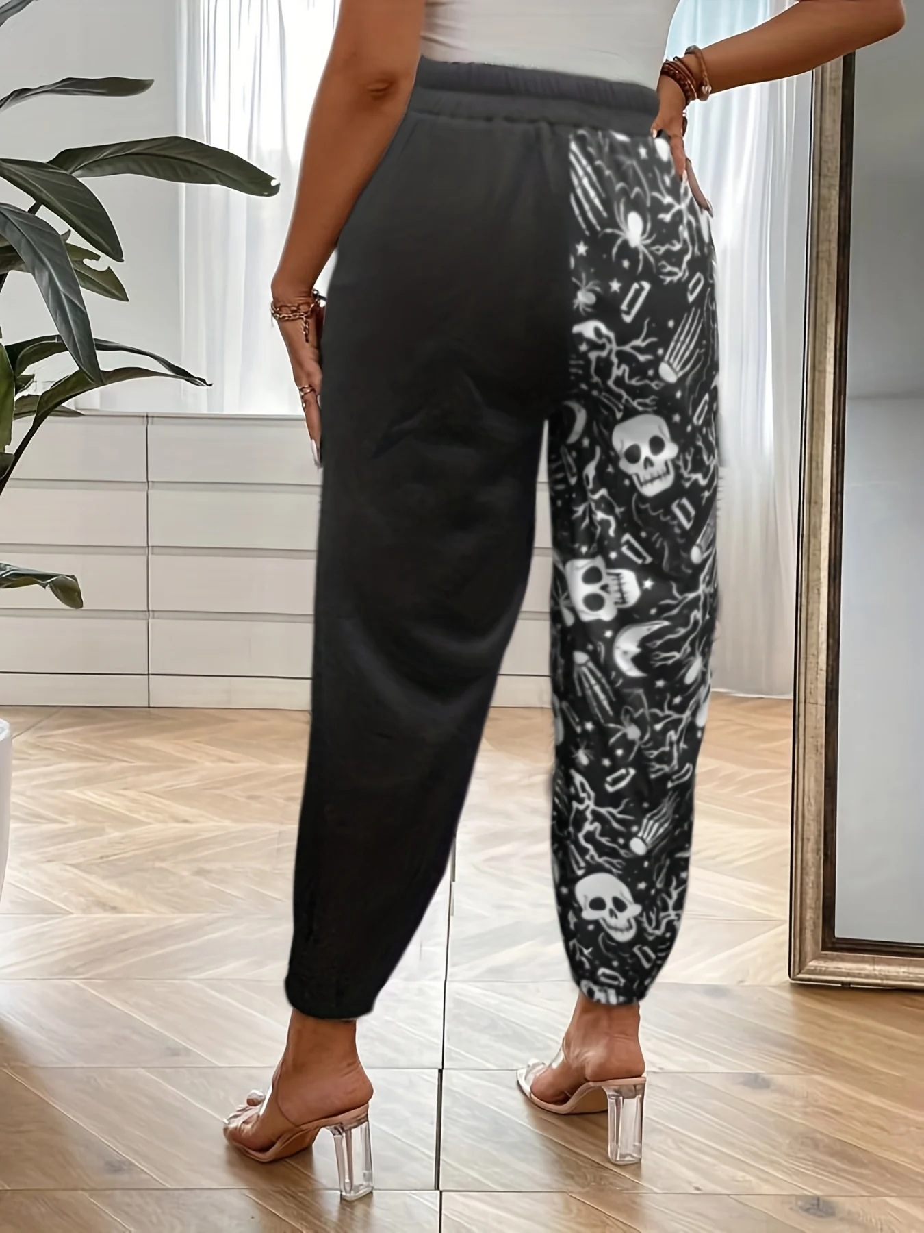 Plus Size Halloween Pants, Women's Plus Skull Print Medium Stretch Tapered Leg Pants - Deanwangkt
