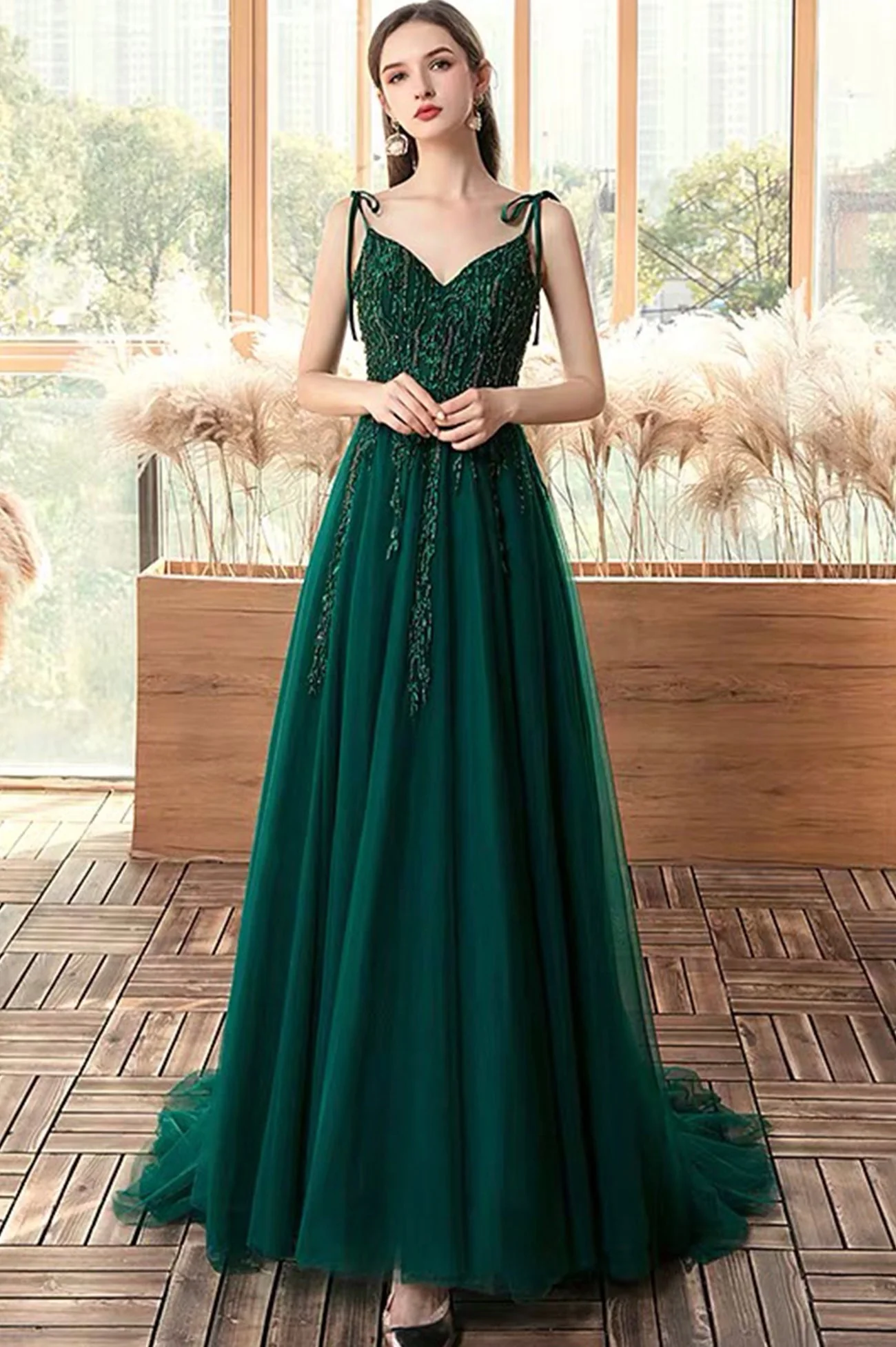 solvbao Green V-Neck Lace Long Prom Dresses, A-Line Evening Dresses - Deanwangkt