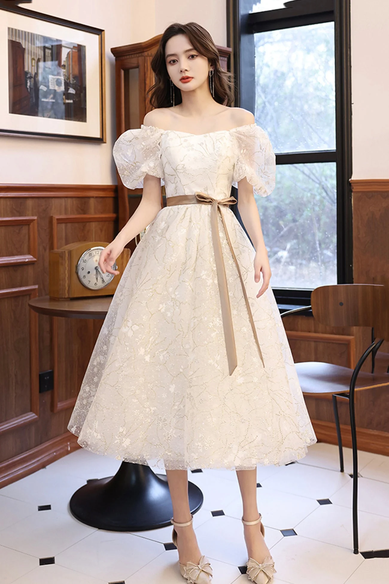 solvbao White Tulle Short Sleeve Prom Dress, Cute A-Line Party Homecoming Dress - Deanwangkt