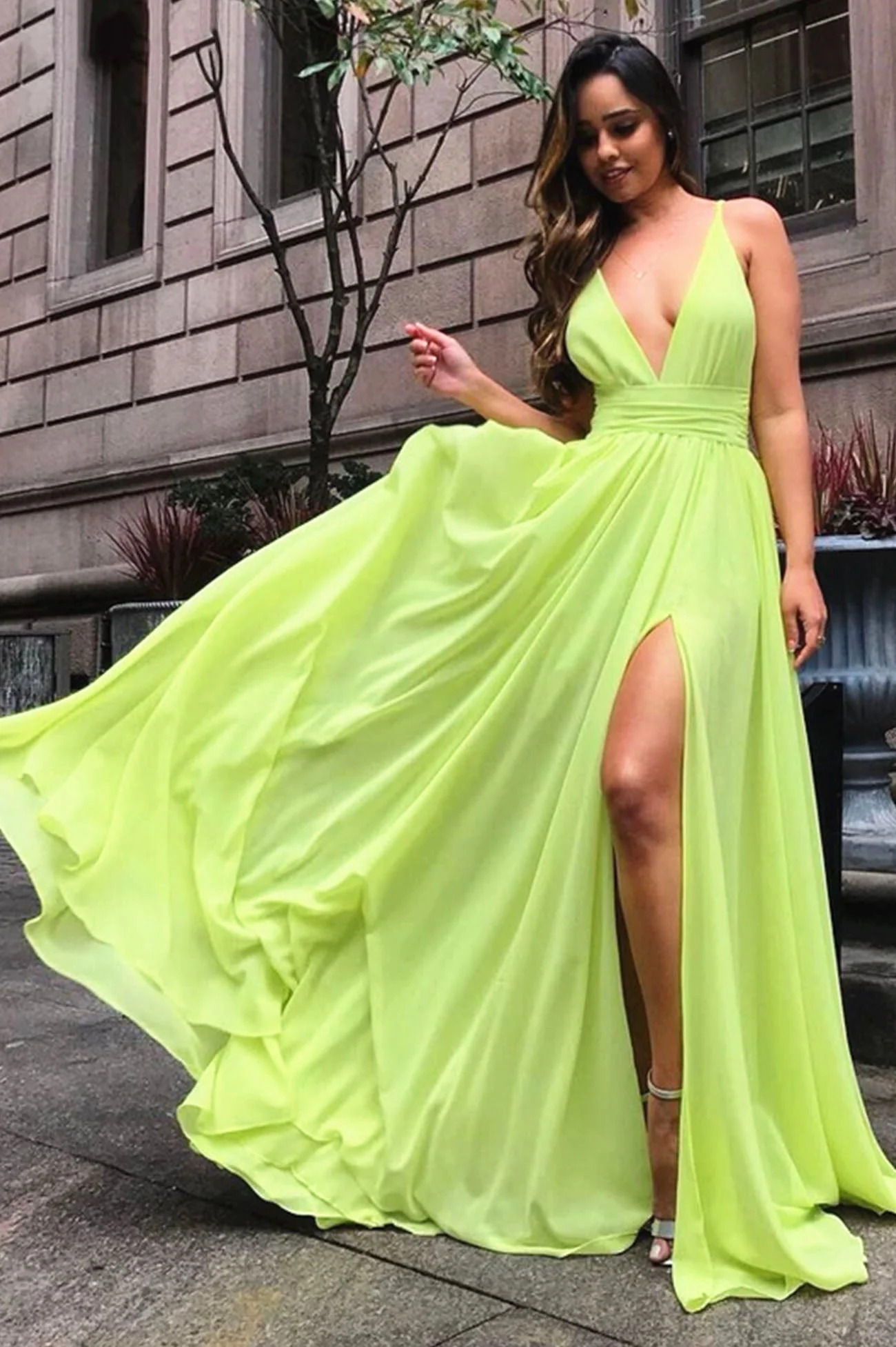 solvbao Green Chiffon Long A-Line Prom Dress, Simple V-Neck Evening Dress - Deanwangkt