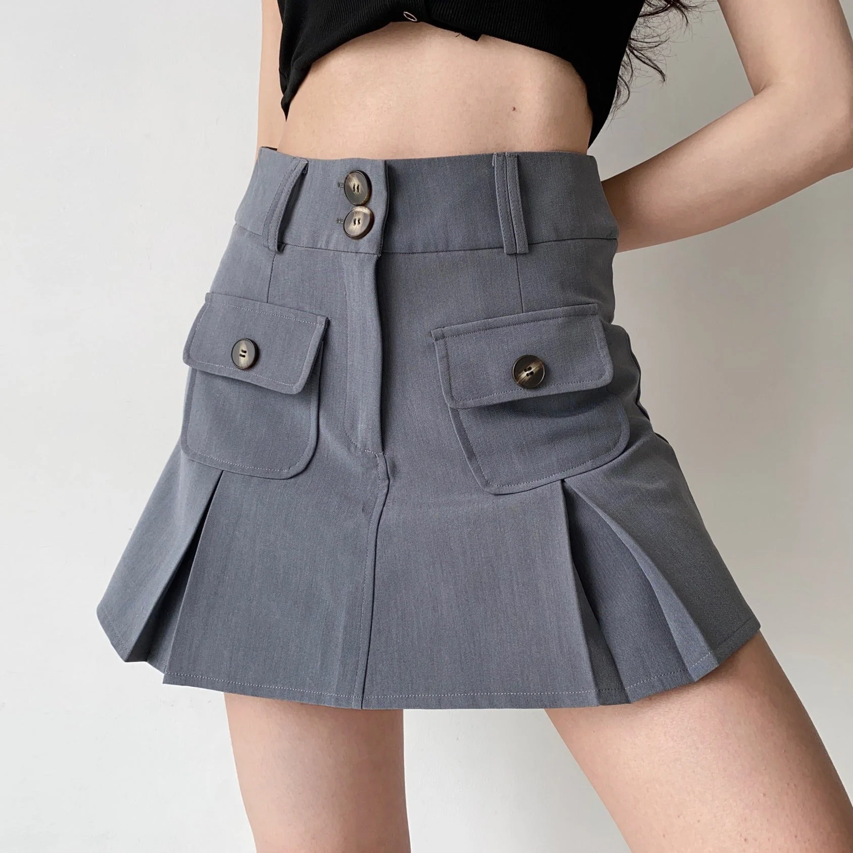 deanwangkt - Raquelle Pleated Pocket Skirt - Deanwangkt