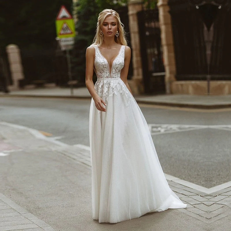 Boho Wedding Dresses  Deep V-Neck Appliques Lace Pearls Butons Back A-Line Tulle Formal Gown Beach Simple Bridal Dress - Deanwangkt